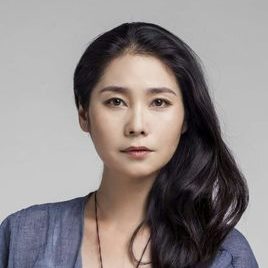 照片图片熊晓雯,1979年5月5日出生于湖北武汉,中国内地女演员,主持人